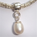 Sterling silver pendant freshwater pearl 